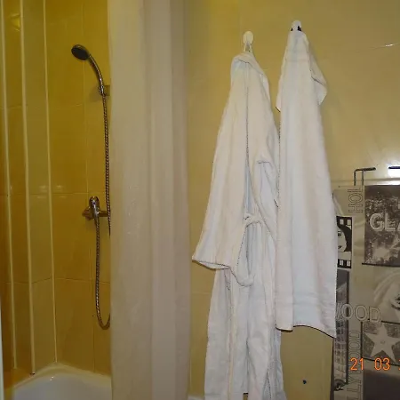 Blue - Dom Gościnny Nocleg ze śniadaniem 3*